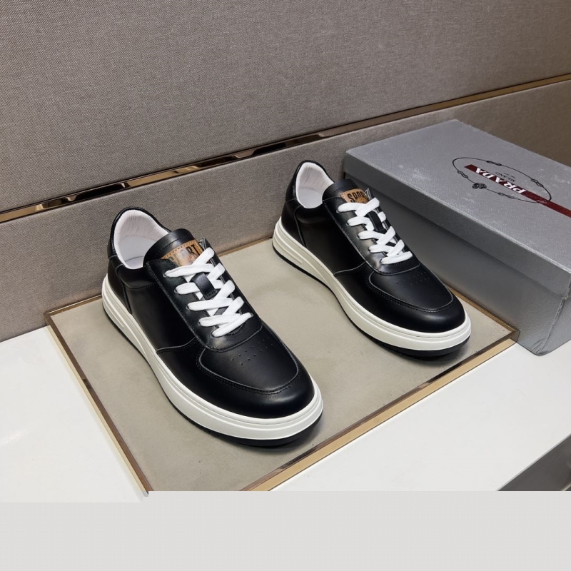 Pra*a casual shoes